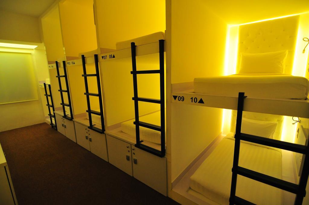 Capsule Hostel Old Batavia Dżakarta Pokój zdjęcie