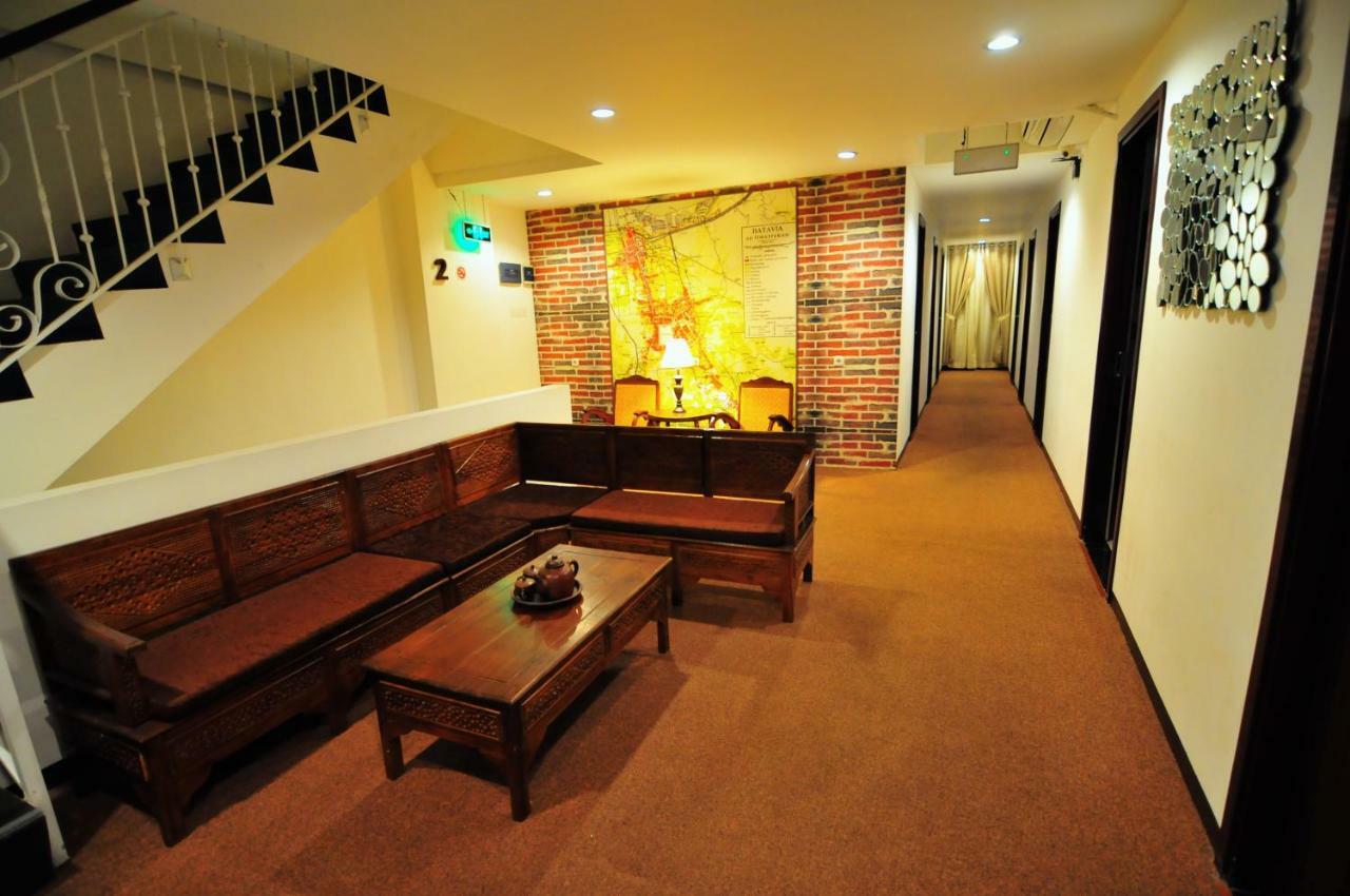 Capsule Hostel Old Batavia Dżakarta Zewnętrze zdjęcie