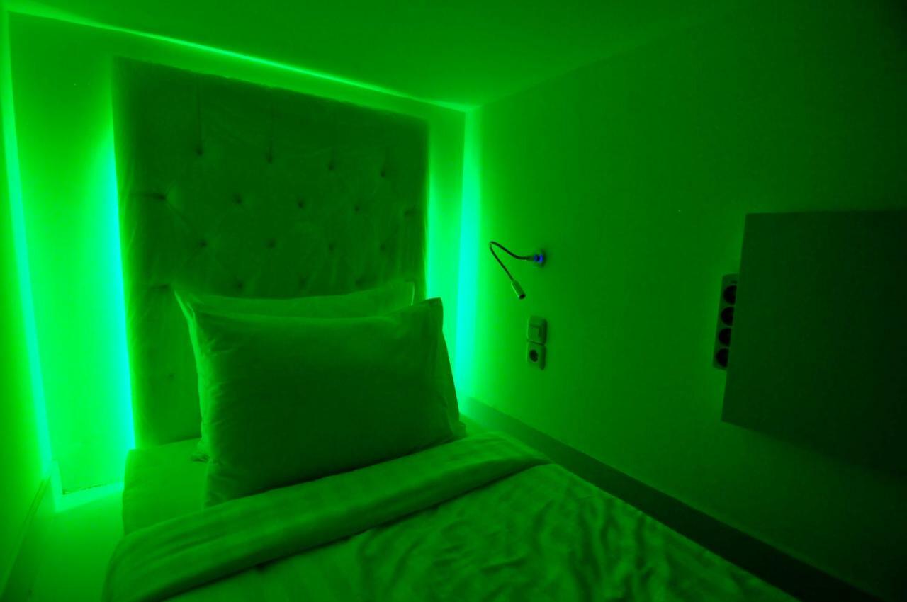 Capsule Hostel Old Batavia Dżakarta Zewnętrze zdjęcie